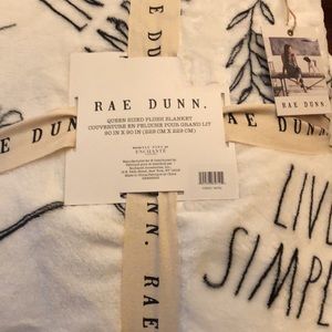 RAE DUNN QUEEN PLUSH BLANKET. NEW WITH TAGS!  Great Christmas Gift